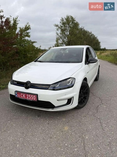 Volkswagen e-Golf 2014