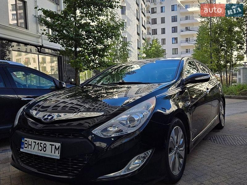 Hyundai Sonata 2013