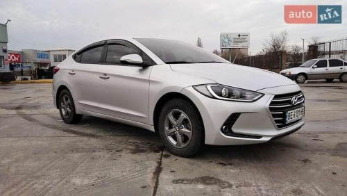 Hyundai Avante 2016