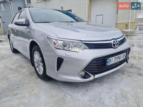 Toyota Camry 2016