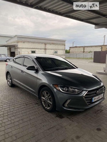 Hyundai Elantra 2018