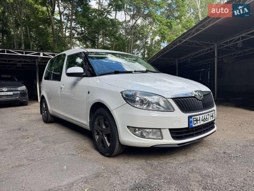 Skoda Roomster 2011