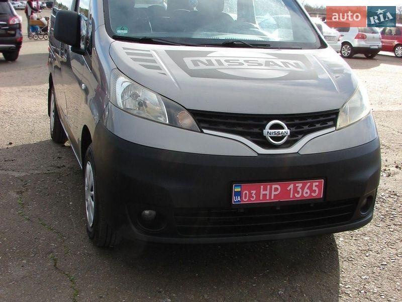 Nissan NV200 2009