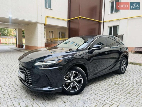 Lexus RX 2023