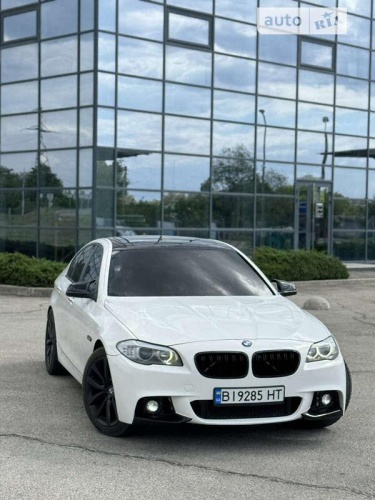 BMW 5 Series 2012