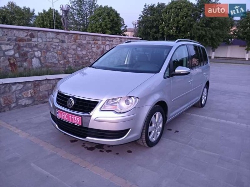 Volkswagen Touran 2010