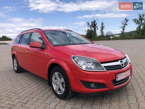 Opel Astra 2010