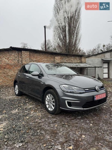 Volkswagen e-Golf 2017