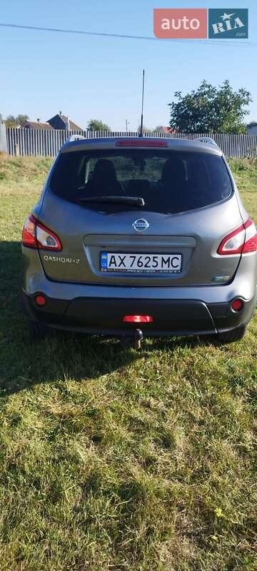 Nissan Qashqai+2 2012