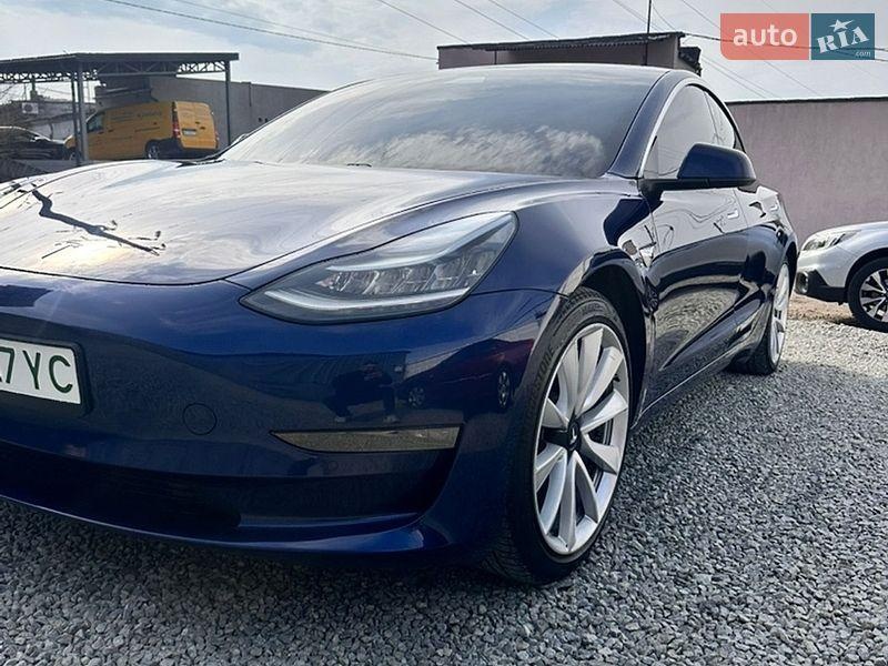 Tesla Model 3 2018