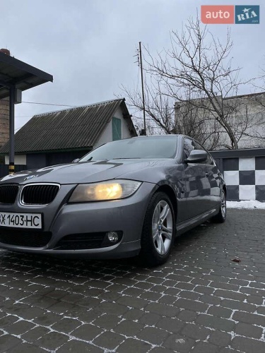 BMW 3 Series 2009