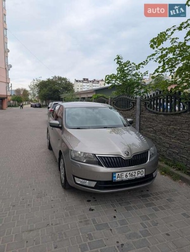 Skoda Rapid 2013
