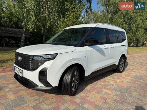 Ford Tourneo Courier 2025