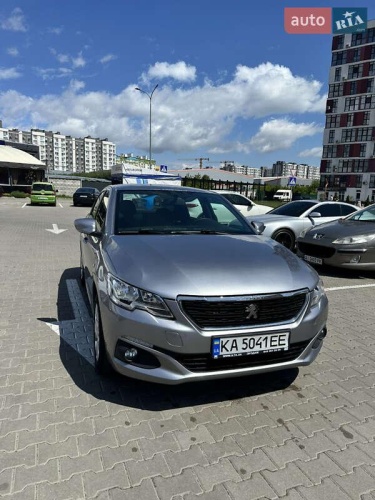 Peugeot 301 2019