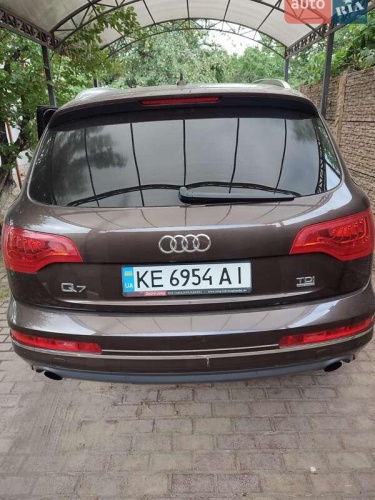 Audi Q7 2011