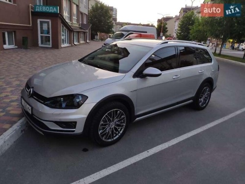 Volkswagen Golf 2016