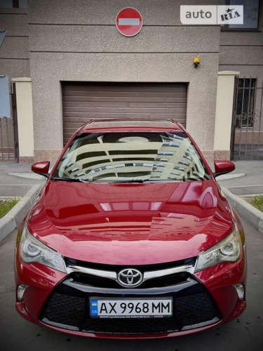 Toyota Camry 2016