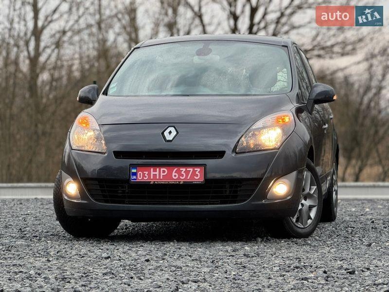 Renault Grand Scenic 2012