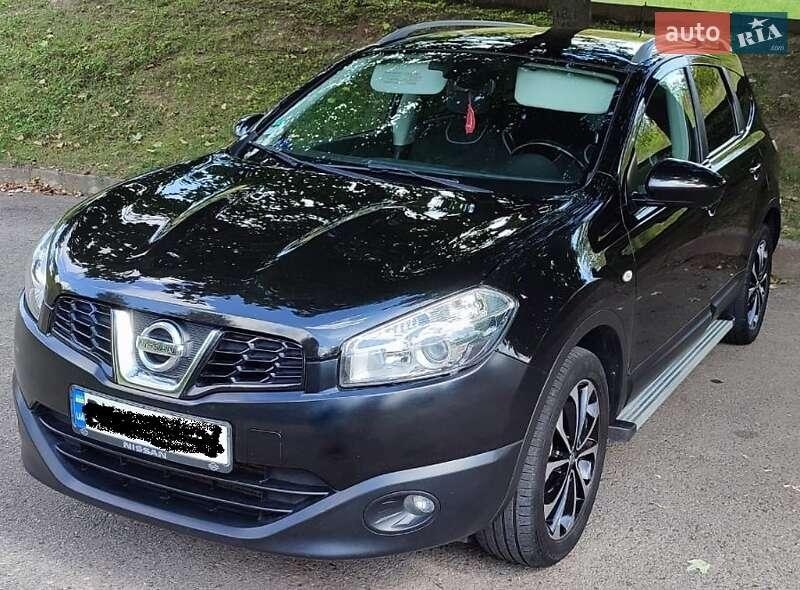 Nissan Qashqai+2 2011