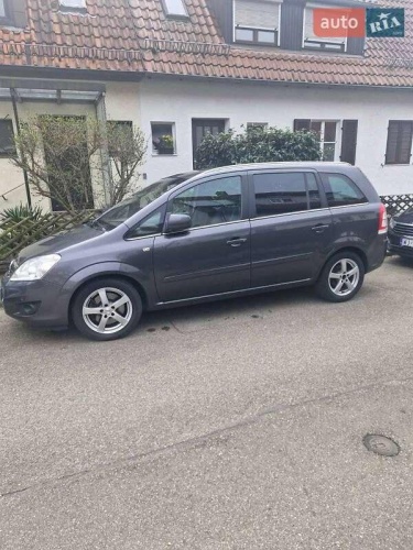 Opel Zafira 2010