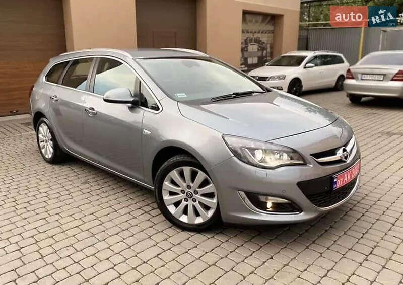 Opel Astra 2012