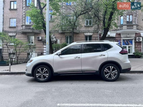 Nissan Rogue 2018