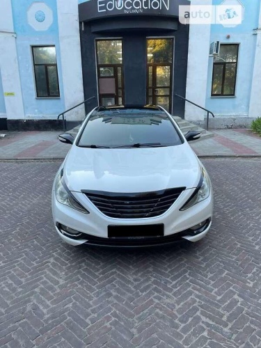 Hyundai Sonata 2010