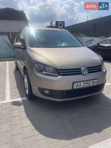 Volkswagen Touran 2013
