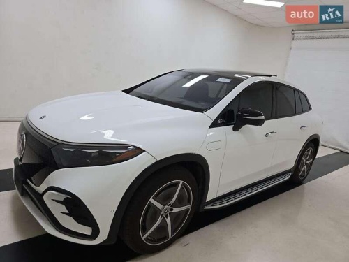 Mercedes-Benz EQS SUV 2023