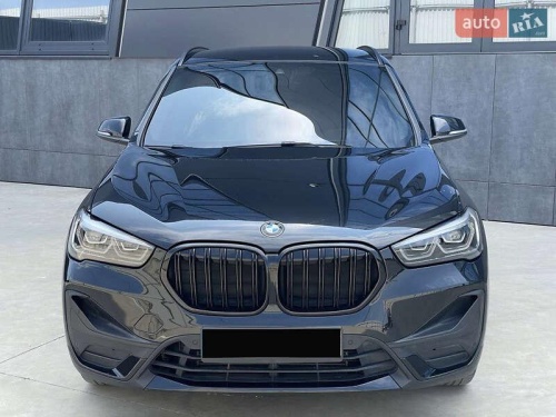 BMW X1 2021