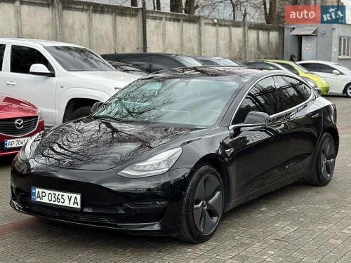 Tesla Model 3 2018
