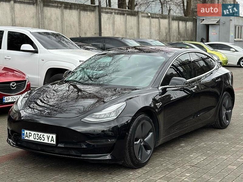 Tesla Model 3 2018