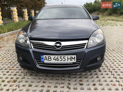Opel Astra 2010