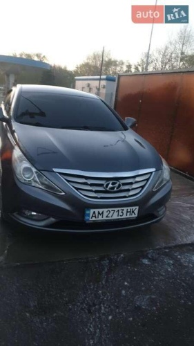 Hyundai Sonata 2010