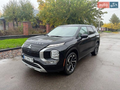 Mitsubishi Outlander 2022