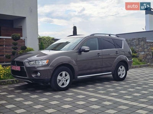 Mitsubishi Outlander 2013