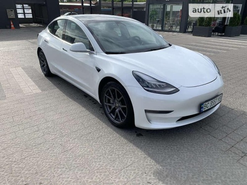 Tesla Model 3 2019