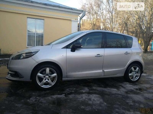 Renault Scenic 2012