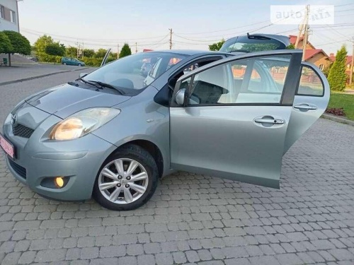 Toyota Yaris 2009