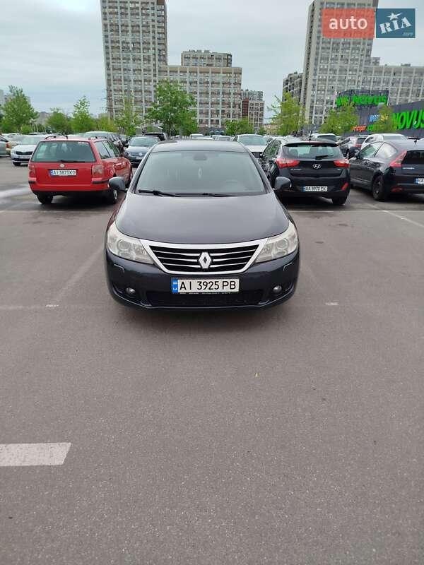 Renault Latitude 2012