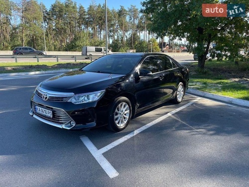 Toyota Camry 2016
