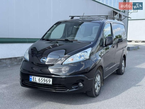Nissan e-NV200 2014