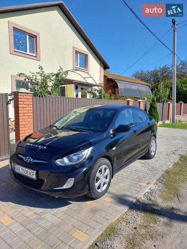 Hyundai Accent 2011