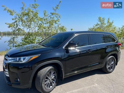 Toyota Highlander 2017
