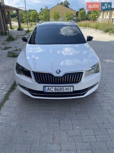 Skoda Superb 2016