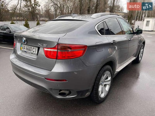 BMW X6 2011