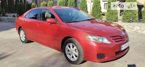 Toyota Camry 2011