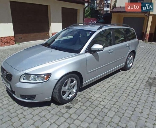 Volvo V50 2011