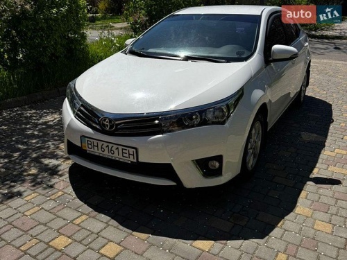Toyota Corolla 2015