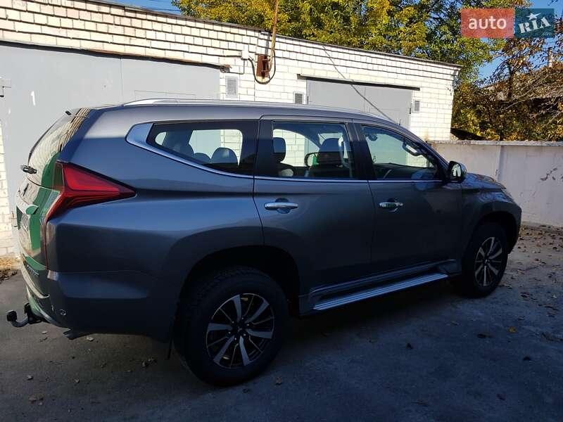 Mitsubishi Pajero Sport 2017